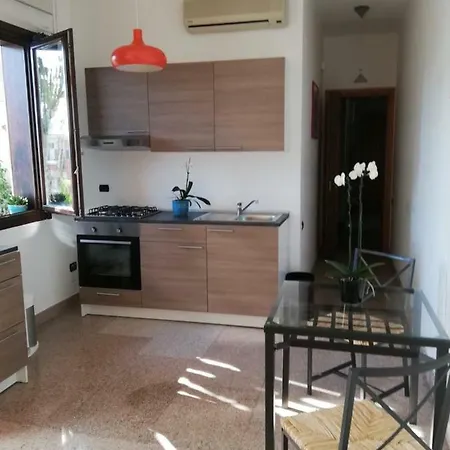 Policlinico Apartment *